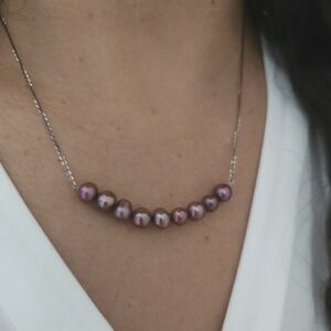 Chic Sterling Silver and Pearl Necklace
